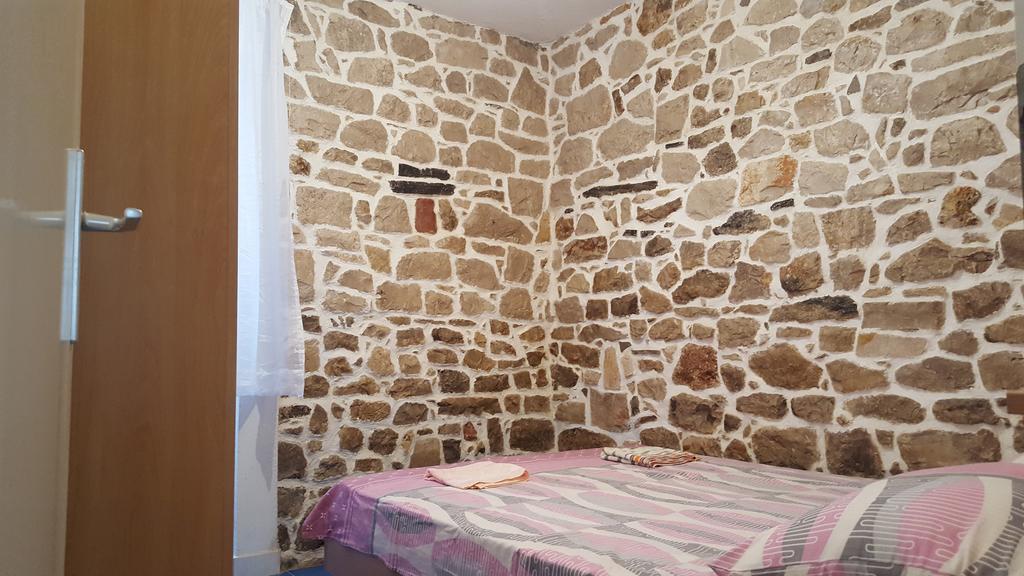 Holiday House Popovic Sucuraj Exterior photo
